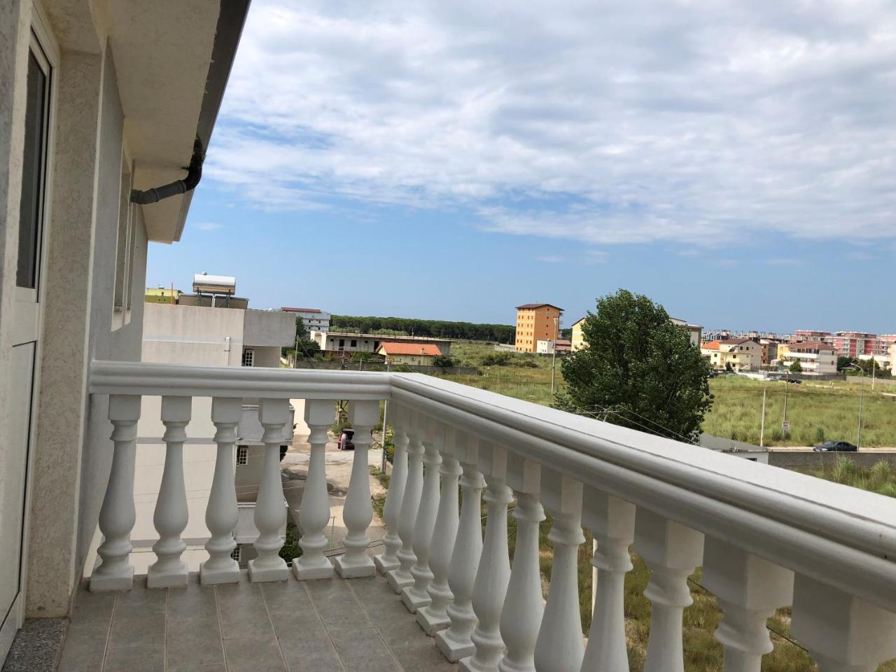 Doci Seven Hotel Velipojë Εξωτερικό φωτογραφία